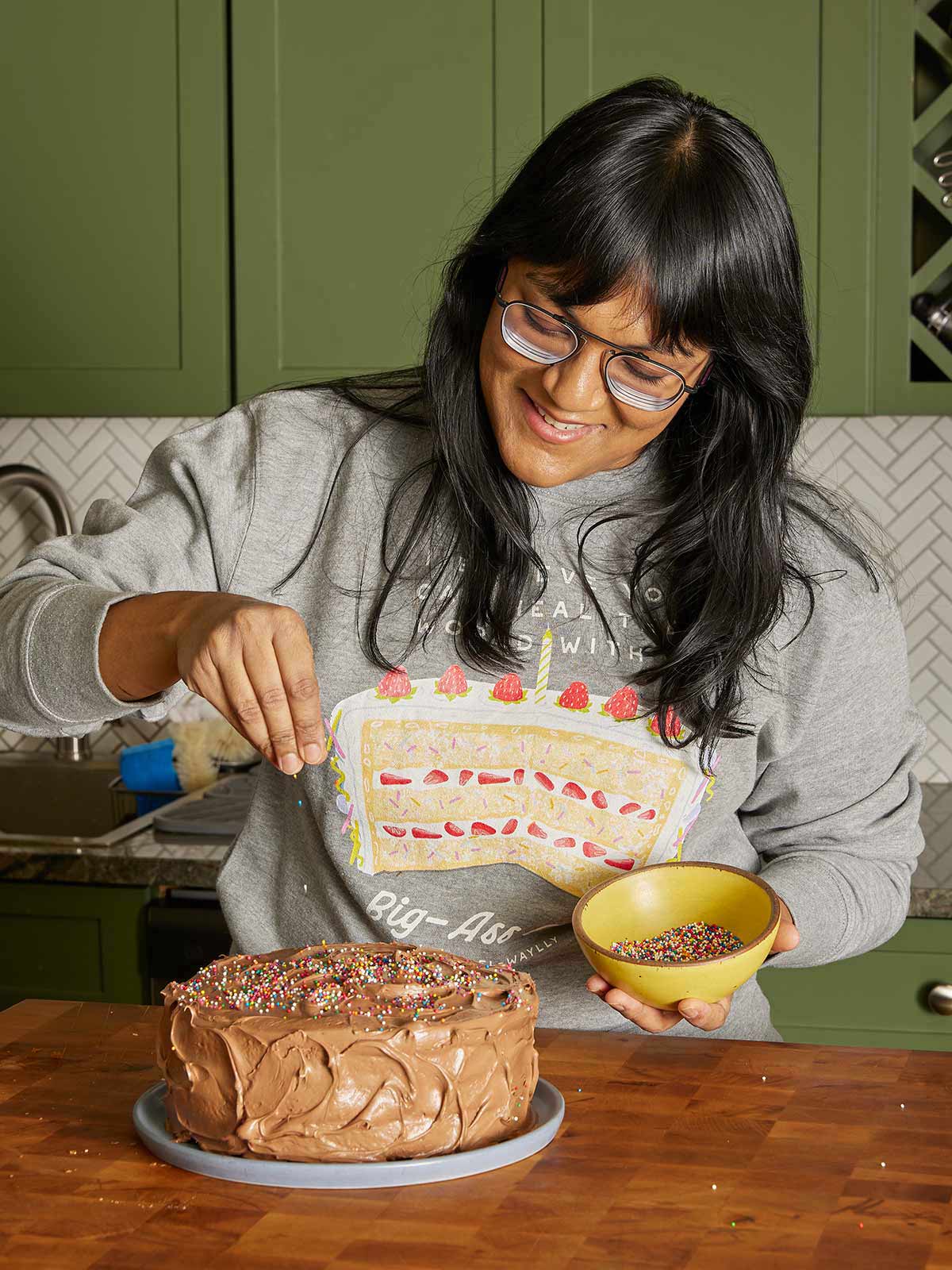 Sohla El-Waylly: Big Ass Cake Unisex Sweatshirt (Print Shop) - Image 2